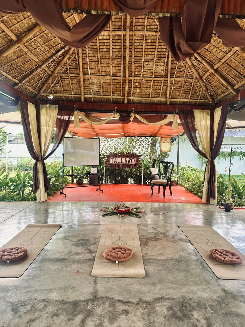 The Tallaro pavilion and shala